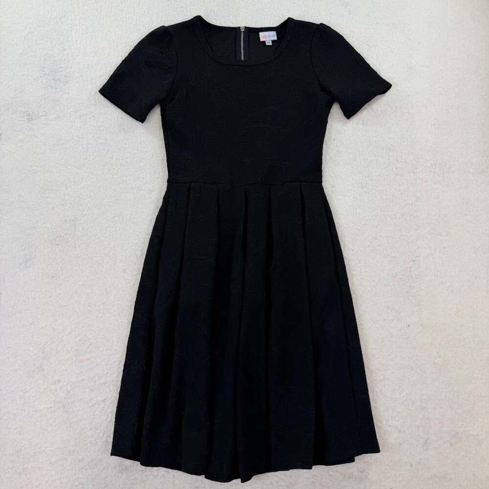 Lularoe Amelia Dress Solid Black Embossed Floral Pattern Pleated Pockets XS